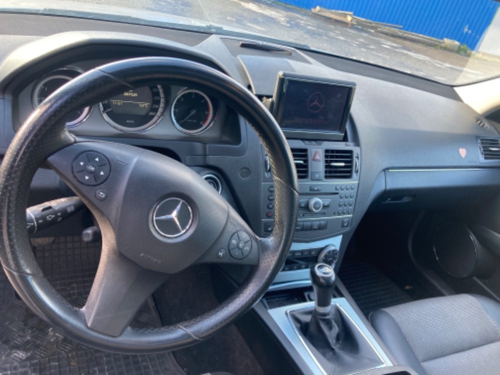 Mercedes Benz C-class W204 - 12