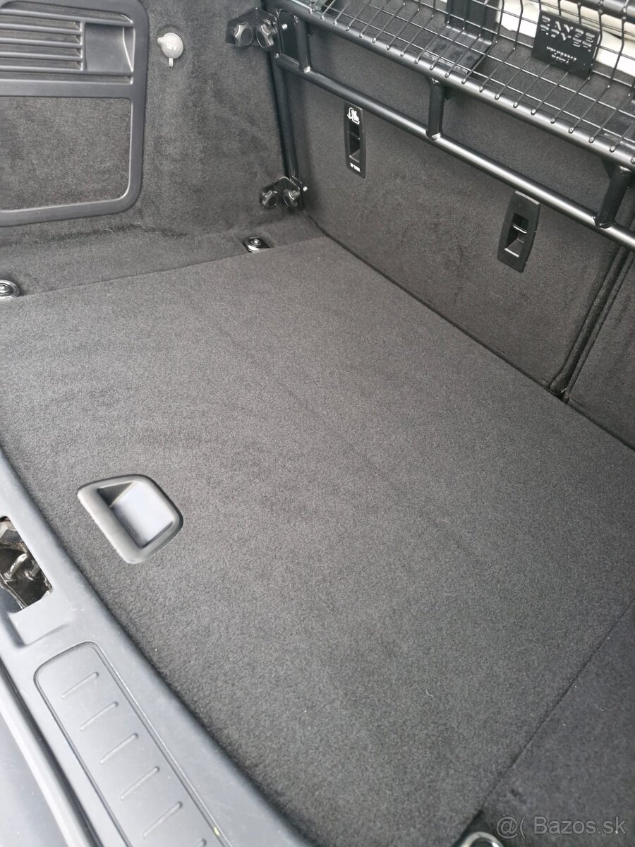 RANGE ROVER EVOQUE 2,0D 2017 - 12