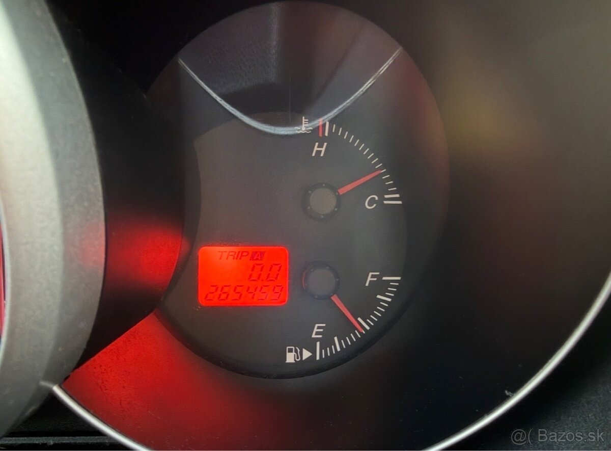 Mazda 3 1.6i benzín Comfort 77kW - 12