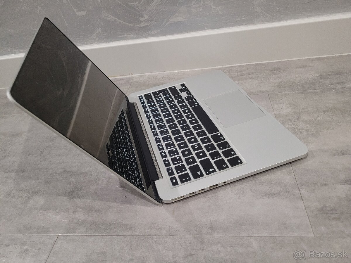 MacBook Pro 13,3" - 12