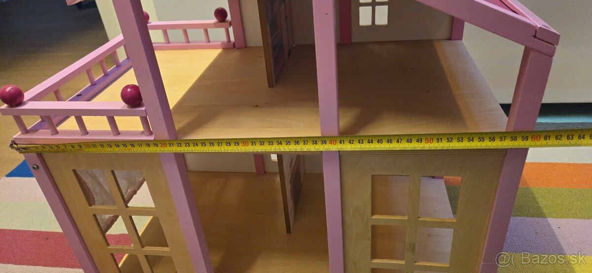 Dreveny domcek s vybavenim pre babiky - 12