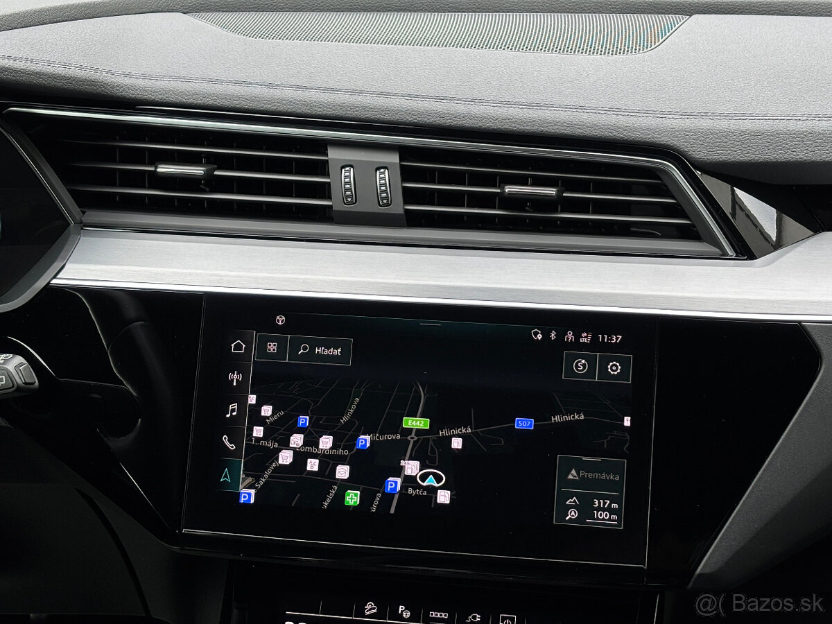 Audi E-tron 50 quattro S line Sivá - 12