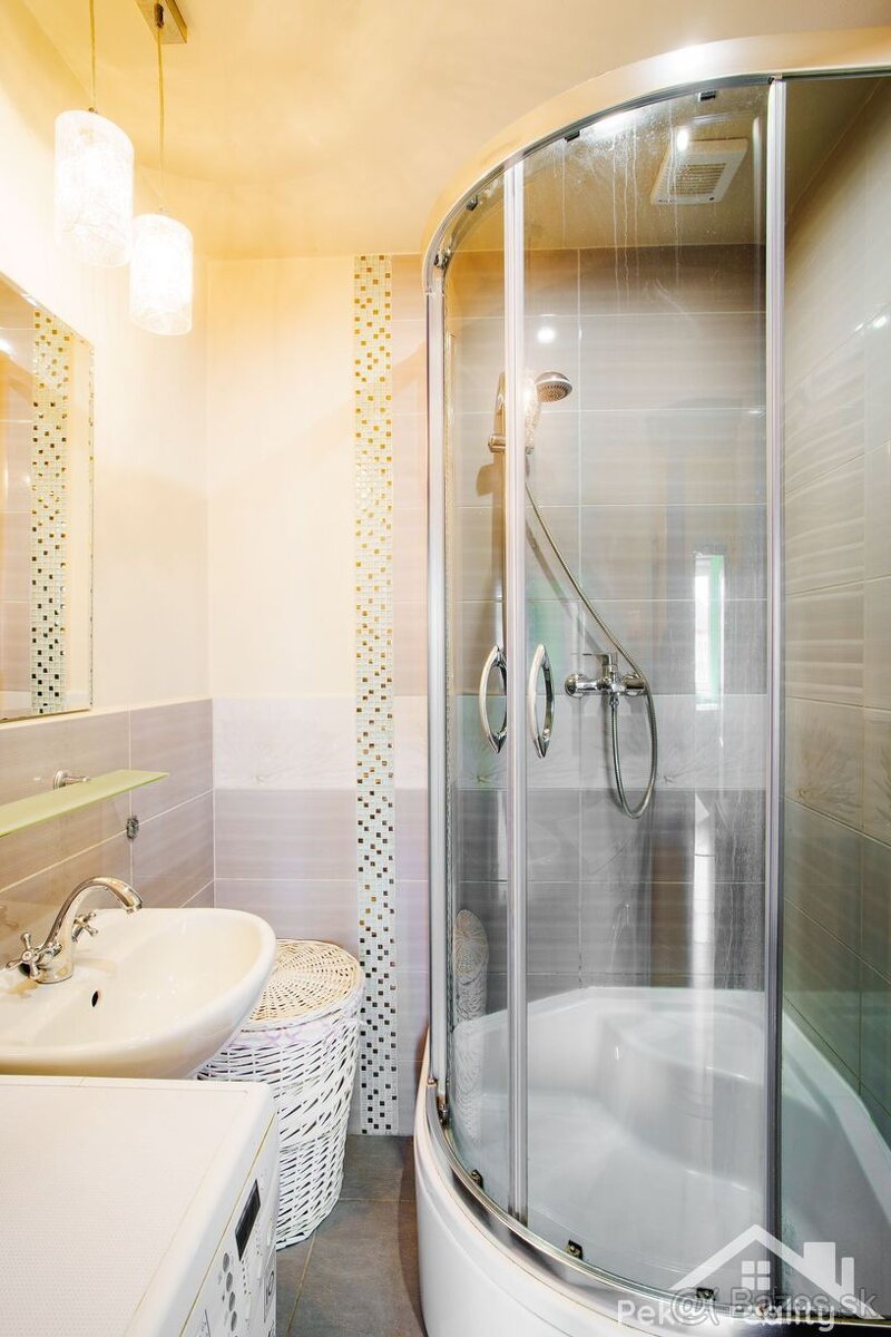 Predaj 3 izbového zariadeného bytu vo Zvolene - Západ - 12