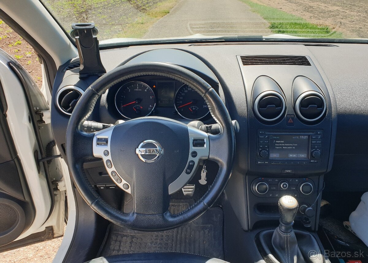 Nissan QASHQAI 1,6dCi 4x4 - 12
