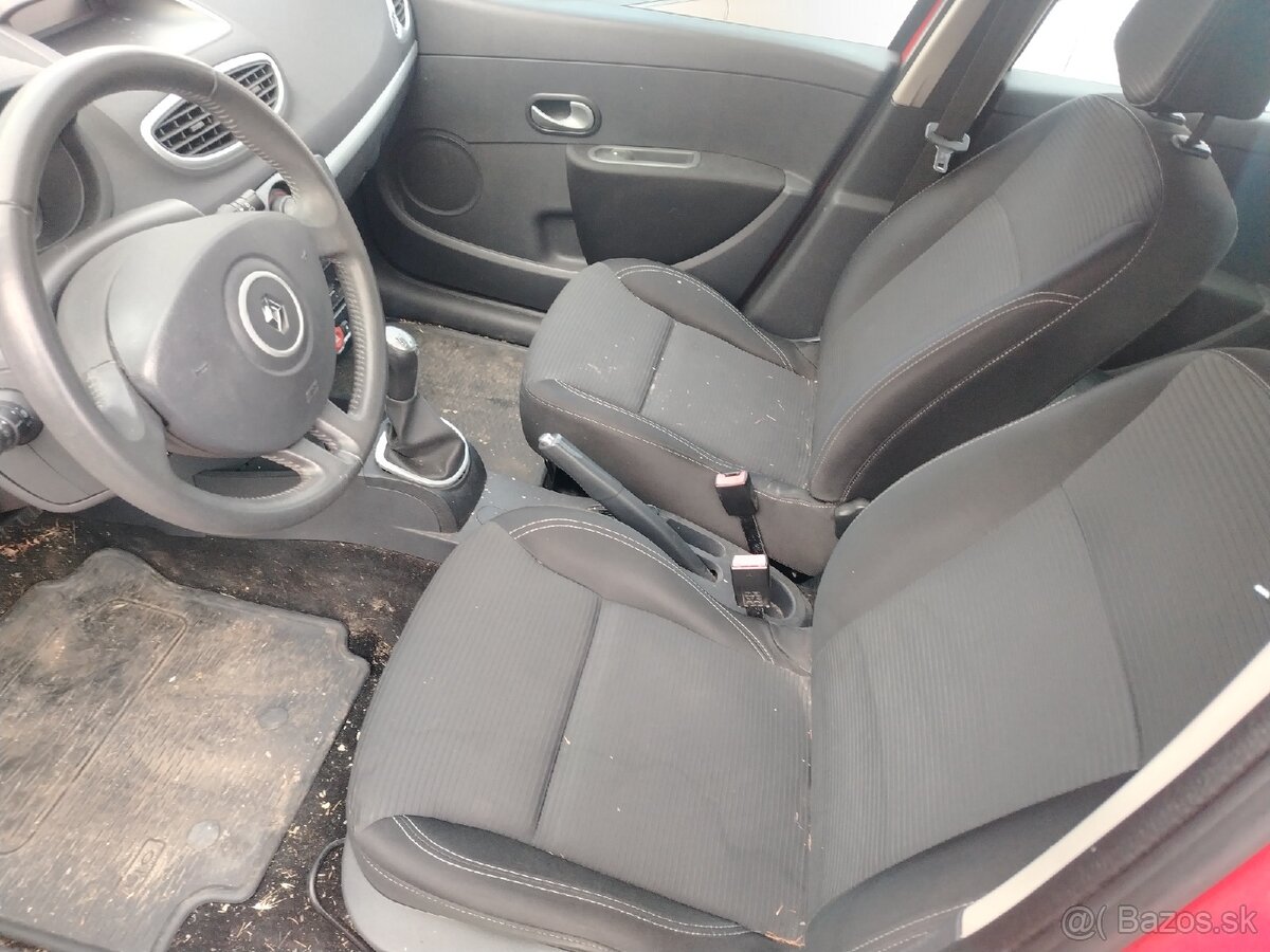 Renault Clio Face Lift 2012 - 12