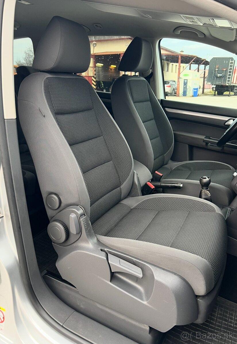 PREDAM VOLKSWAGEN TOURAN 2.0TDi 103kW 7 MIEST dovoz DE - 12