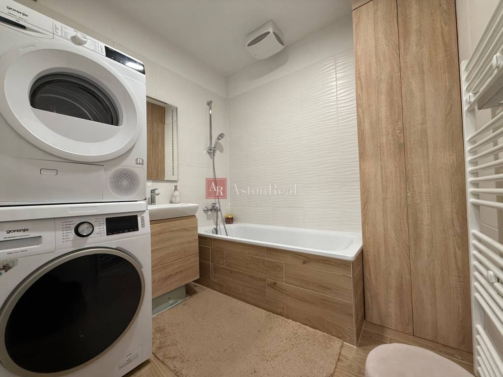 Príjemný 3-izbový byt s loggiou v novostavbe Diamon Residenc - 12