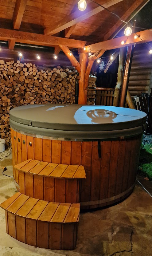 Hydromasážna vírivka, kaďa so zabudovanou pieckou - 12