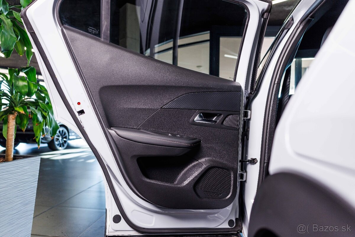 Peugeot 2008 1.2 PureTech Allure 130k AT/8 - 12