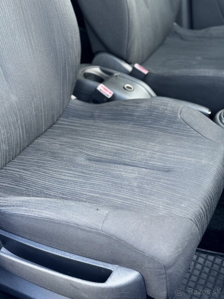 Citroën C4 1.6i 16V Image - 12
