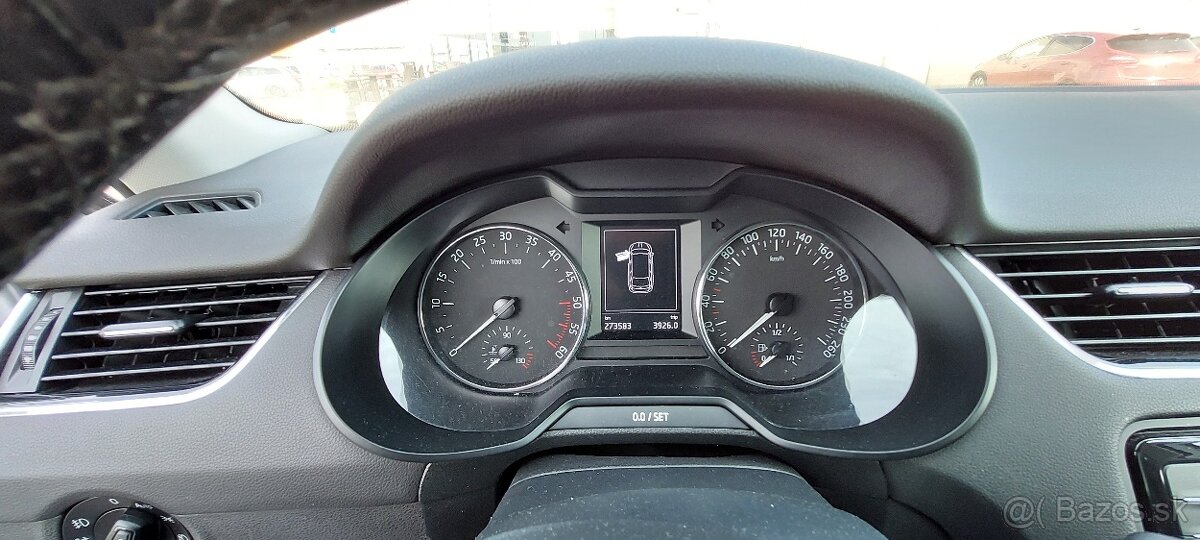 Škoda octavia combi 2.0 TDI - 12