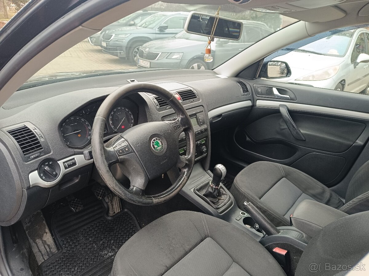 Škoda octavia 1.9 tdi 77kw 4x4 - 12