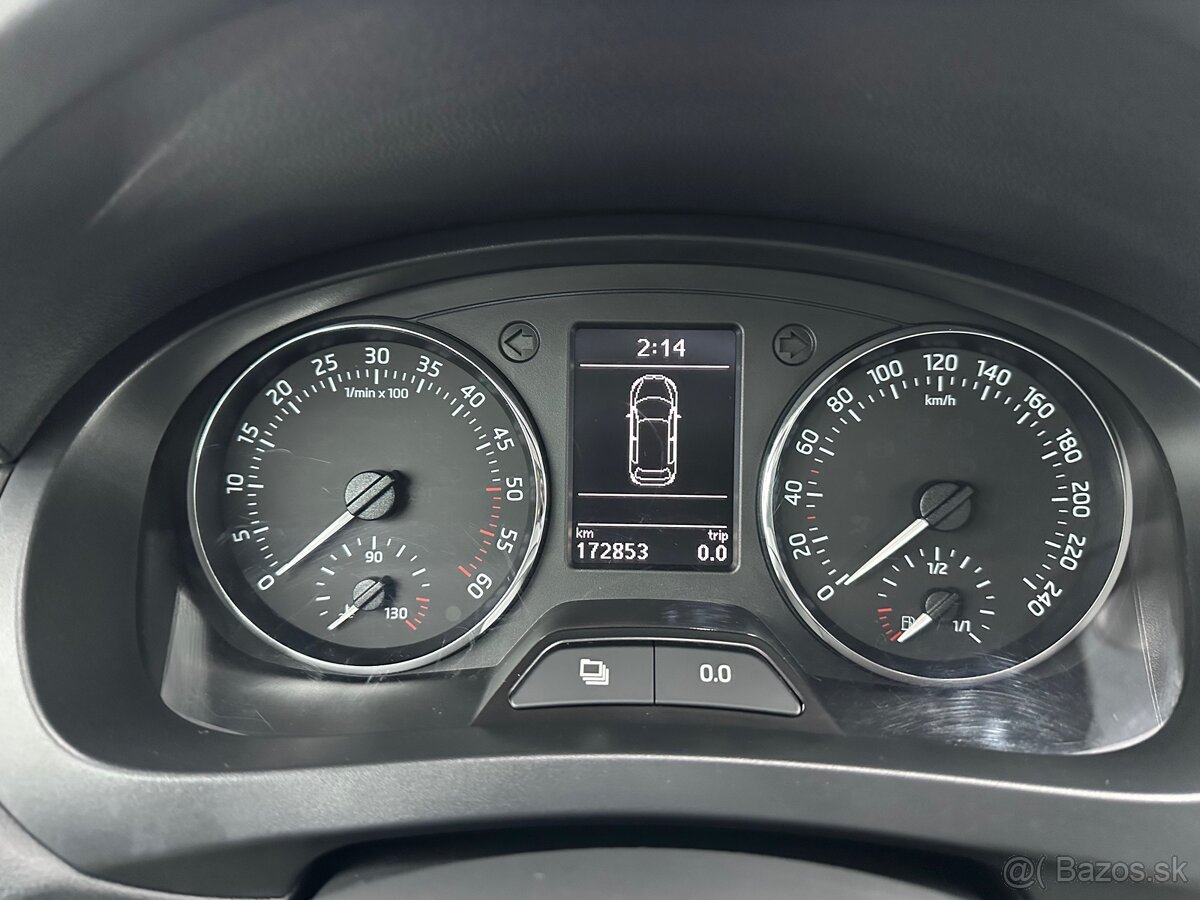 Škoda Rapid Spaceback SB 1.6 TDI 90k Ambition - 12