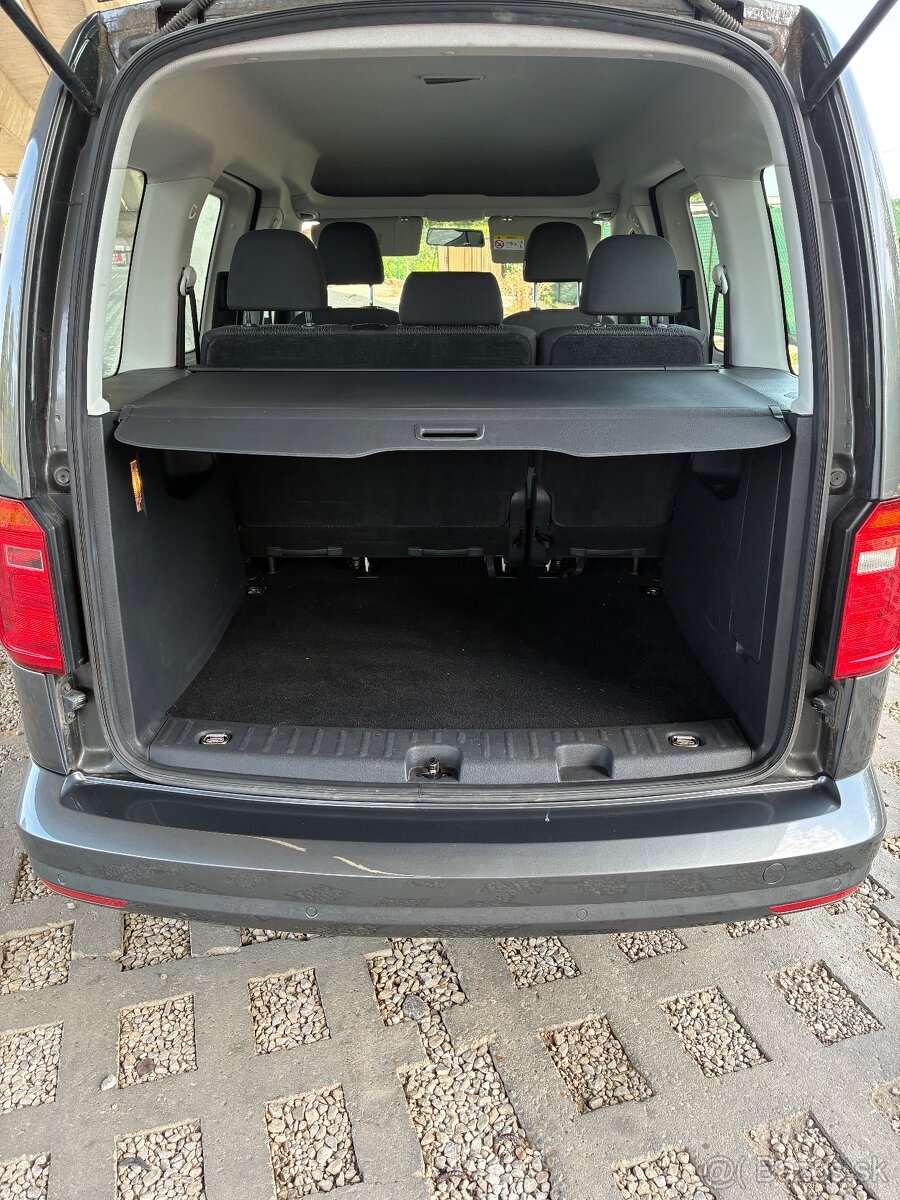 Volkswagen Caddy 2.0 TDI DSG - 12