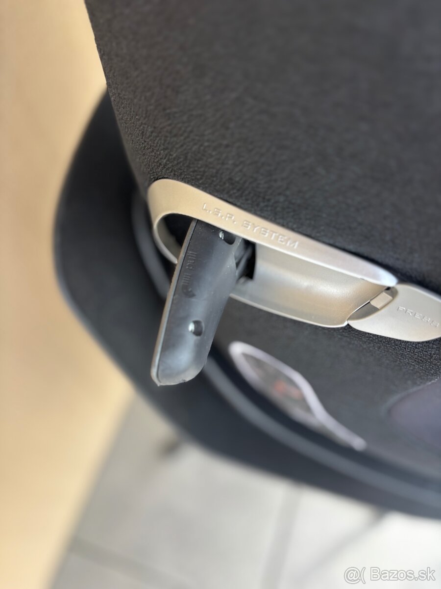 Autosedačka Cybex Sirona Z i-size + otočná základňa Base Z - 12