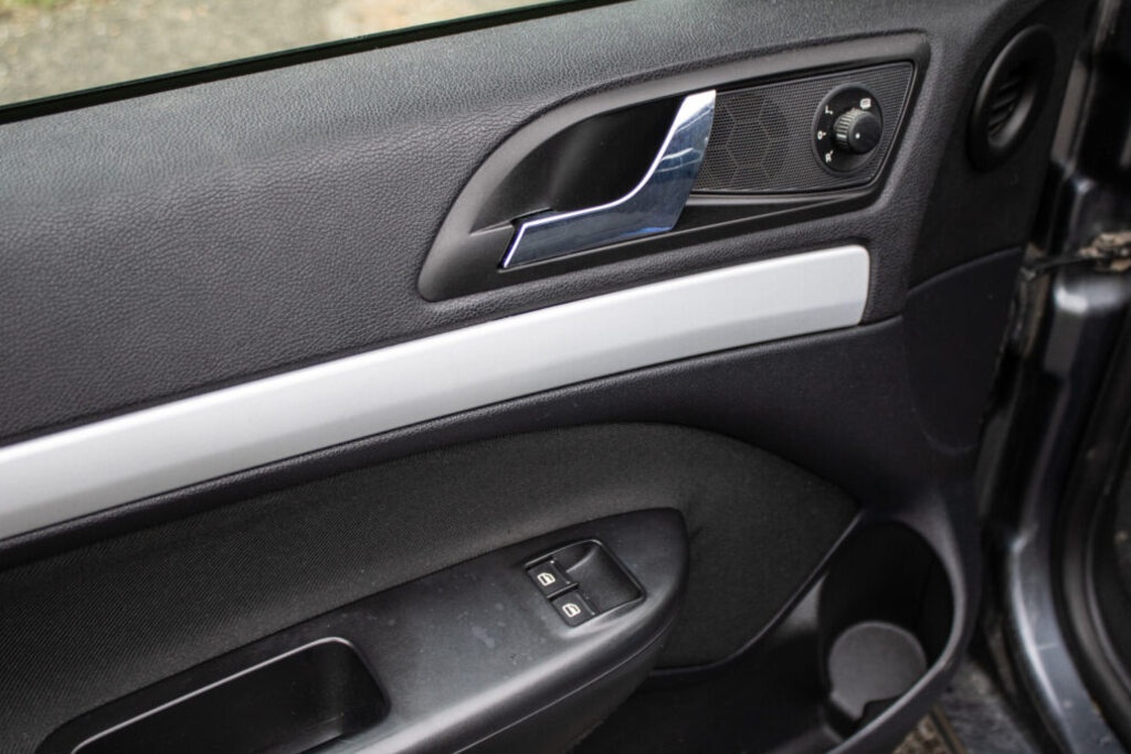 Škoda Octavia 2 z roku 2007 - 12