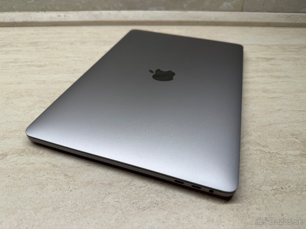 MacBook Pro Retina 13" (2018) - Core i7 - 16GB SSD 256 - 12
