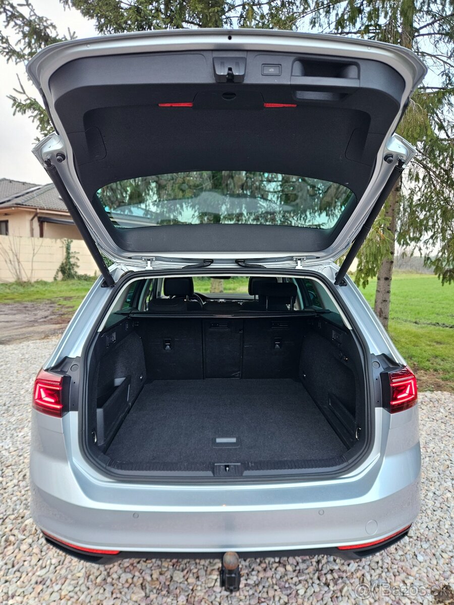 Volkswagen Passat variant Virtual/ Matrix/ Harman&Kardon/We - 12