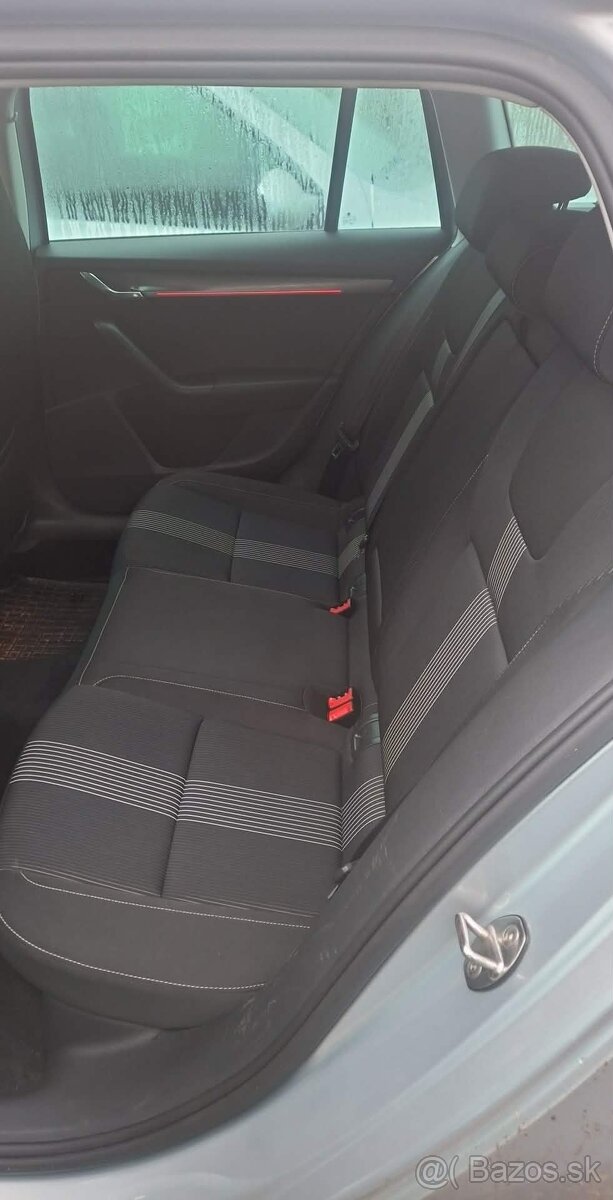 Škoda Octavia 3 - 12