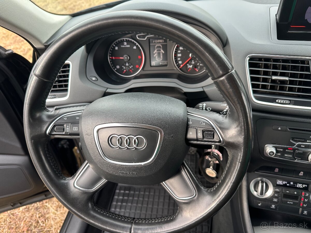 Audi Q3 2.0 TDI Prestige - 12