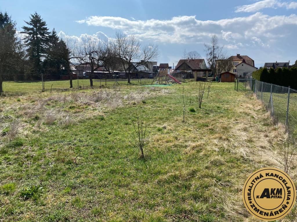Záhradka 1.100 m2 Sliač Zvolen - ZNÍŽENÁ CENA - 12