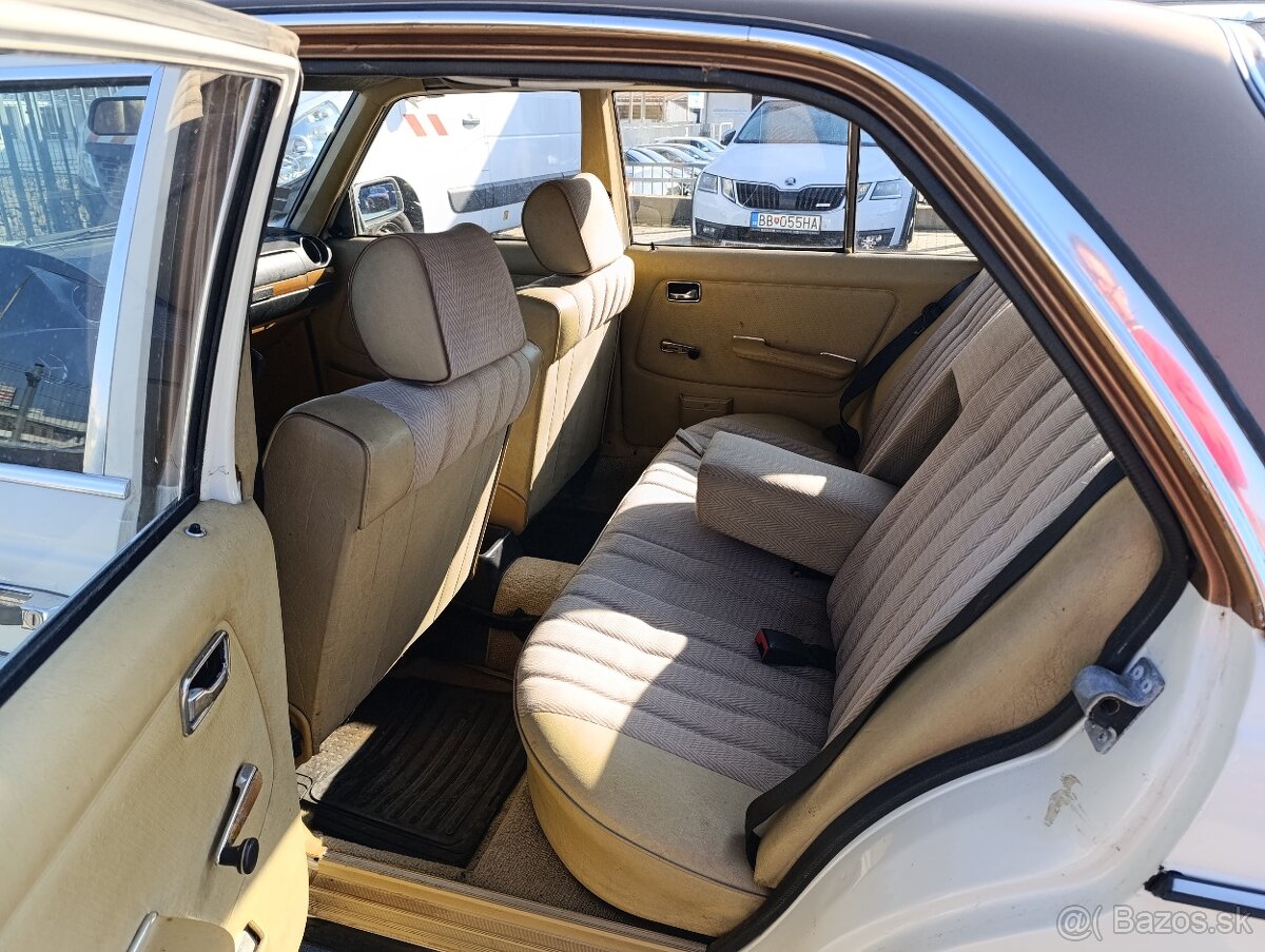 Mercedes Benz 123 200D - 12