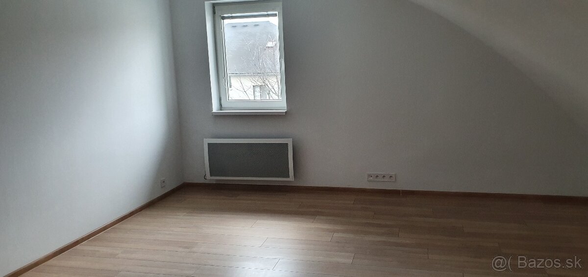 Polyfunkčný dom - 12