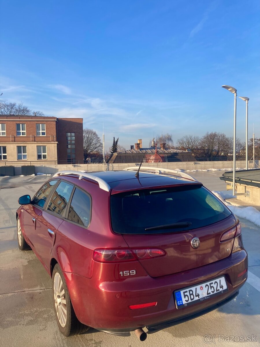 Alfa Romeo 159 1.9 JTD 110 kW SW Sportwagon - 12