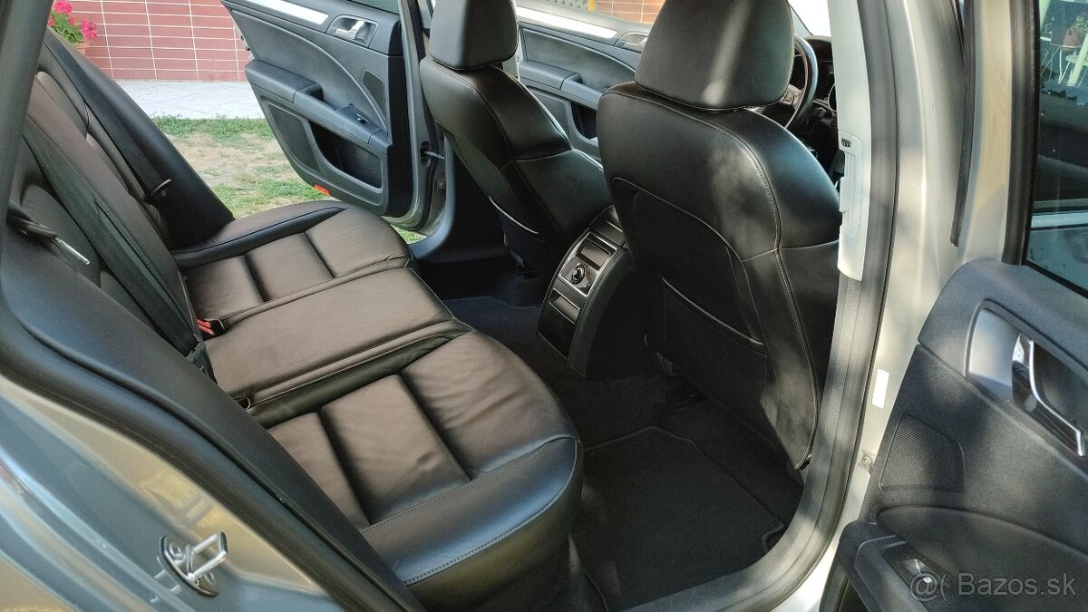 Škoda Superb 2 . 2.0 tdi - 12