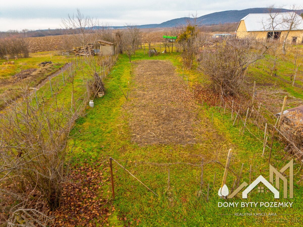 Na predaj chalupa v obci Sebechleby - 12