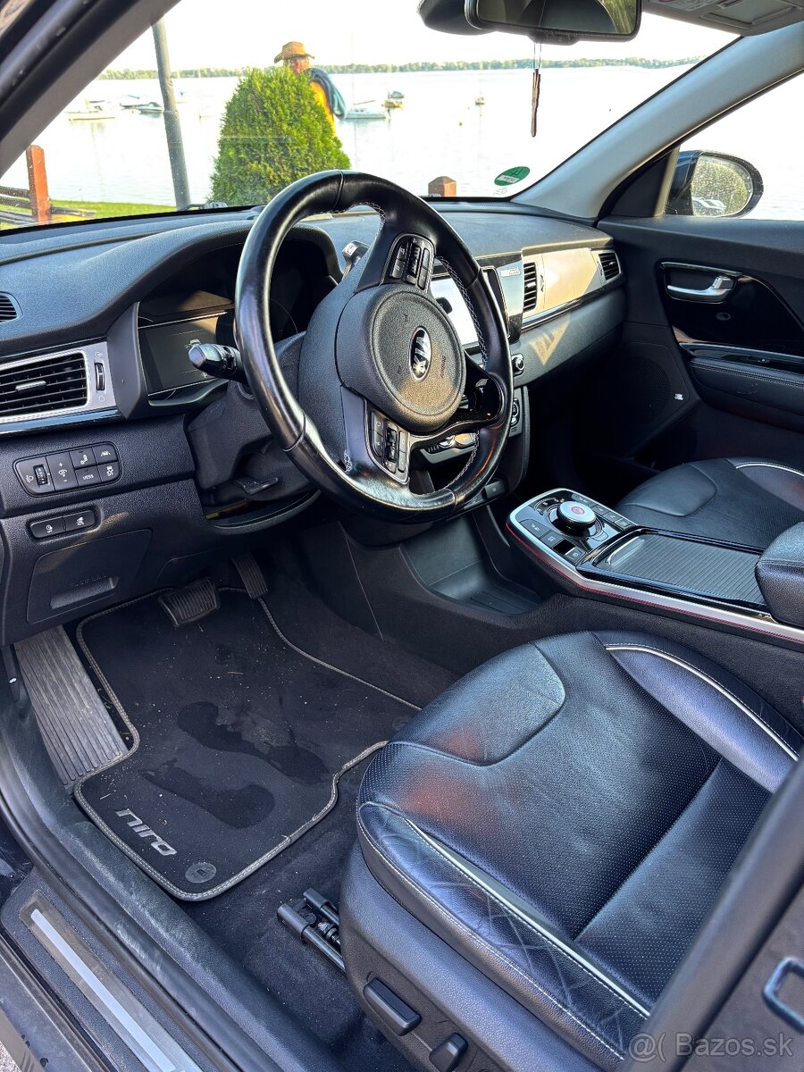 KIA NIRO ELECTRIC - 12