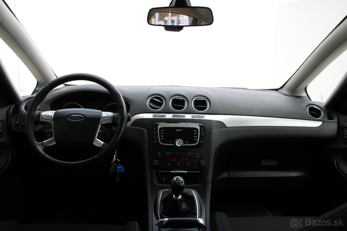 Ford S-Max Trend - 12