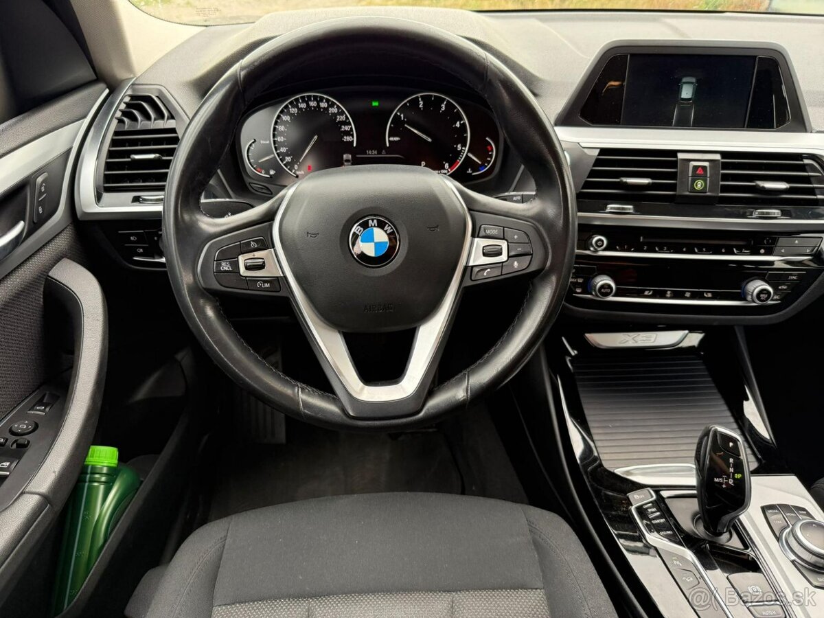 BMW X3 xDrive20d Advantage A/T - 12
