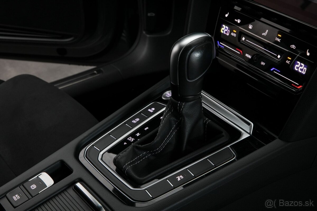 VW Arteon SB 2.0TDI 110kW DSG R-Line ACC AID 360 Kessy Tažné - 12