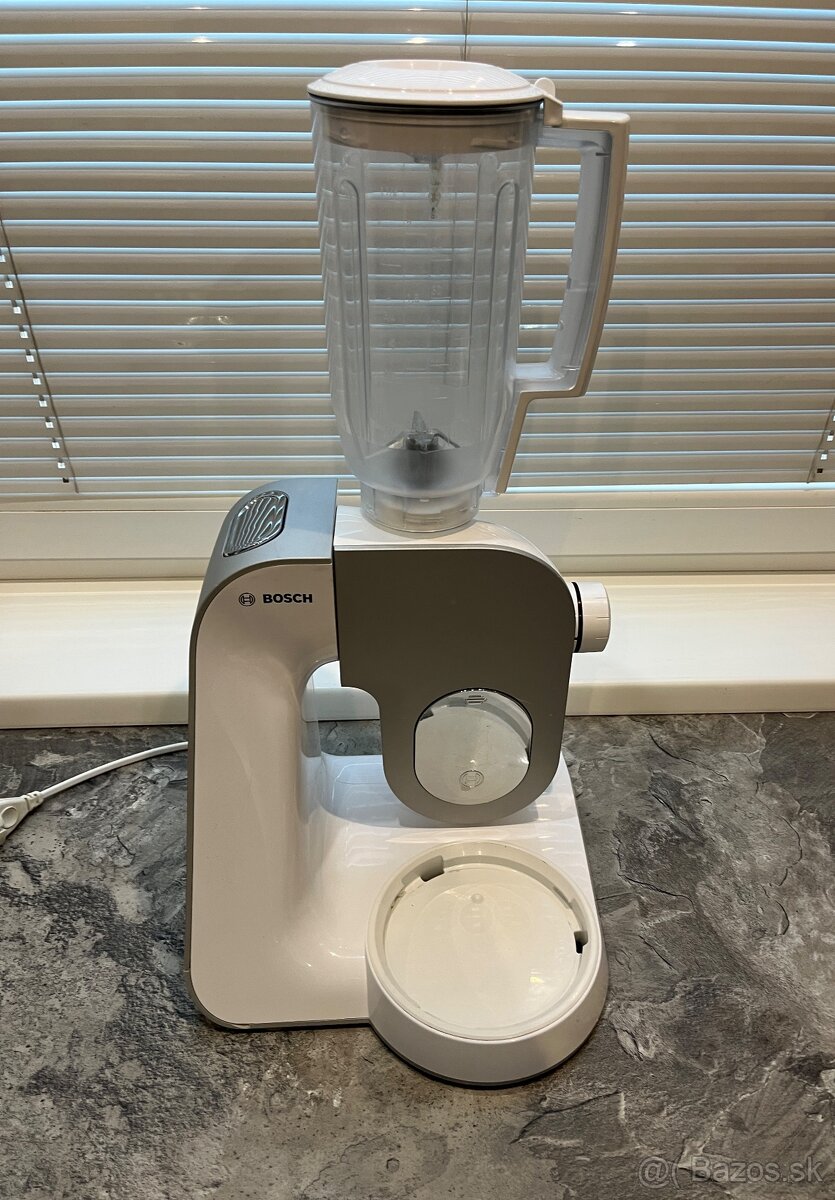 Bosch MUM 54240 900W kuchynský robot - 12