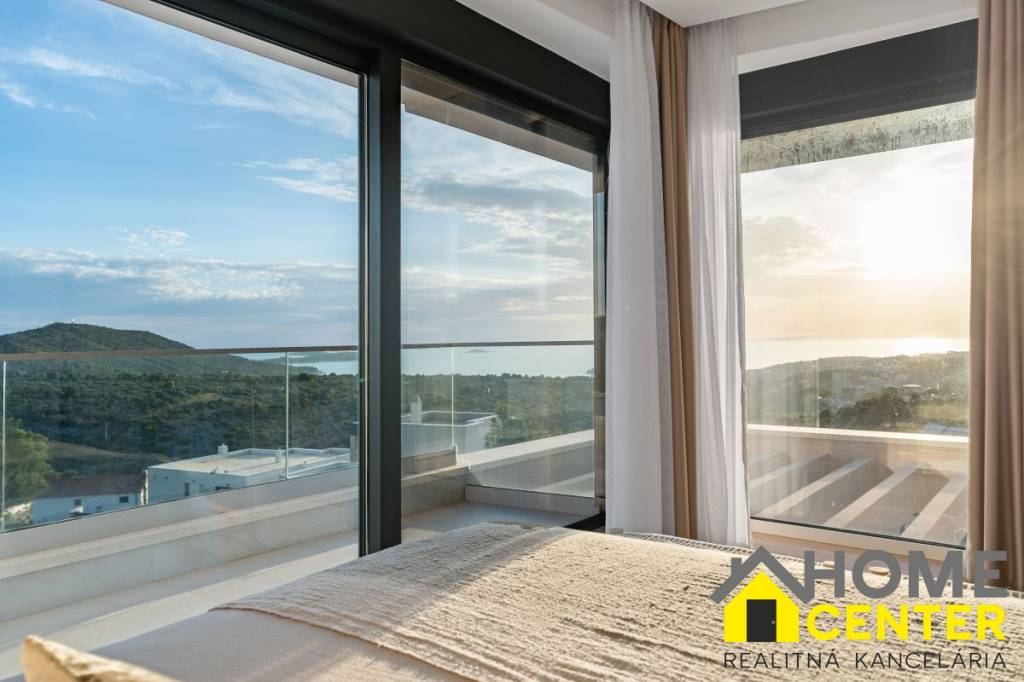 NA PREDAJ luxusná vila / 210 m² / Dalmátsko, mesto Primošten - 12