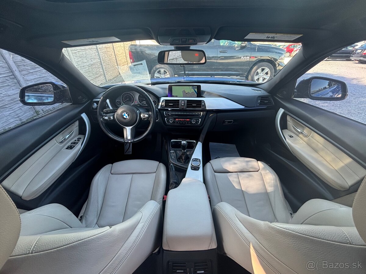 BMW Rad 3 335i Xdrive 64 000km manuál - 12
