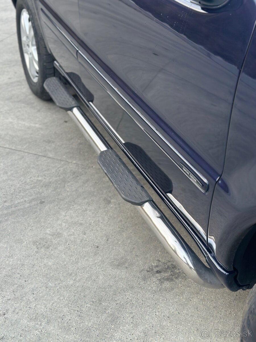 Mercedes-Benz ML270CDI 4Matic - 12