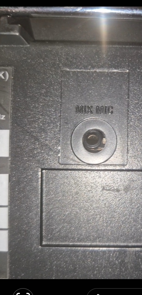 X- BASS dvojkazetový Rádiomagnetofón SHARP SURROUND - 12