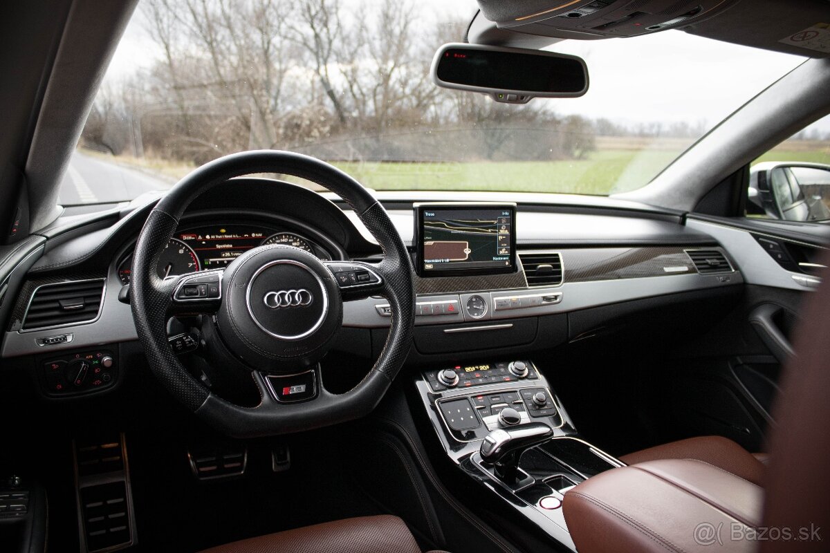 Audi S8 / SVK auto / TOP STAV / - 12