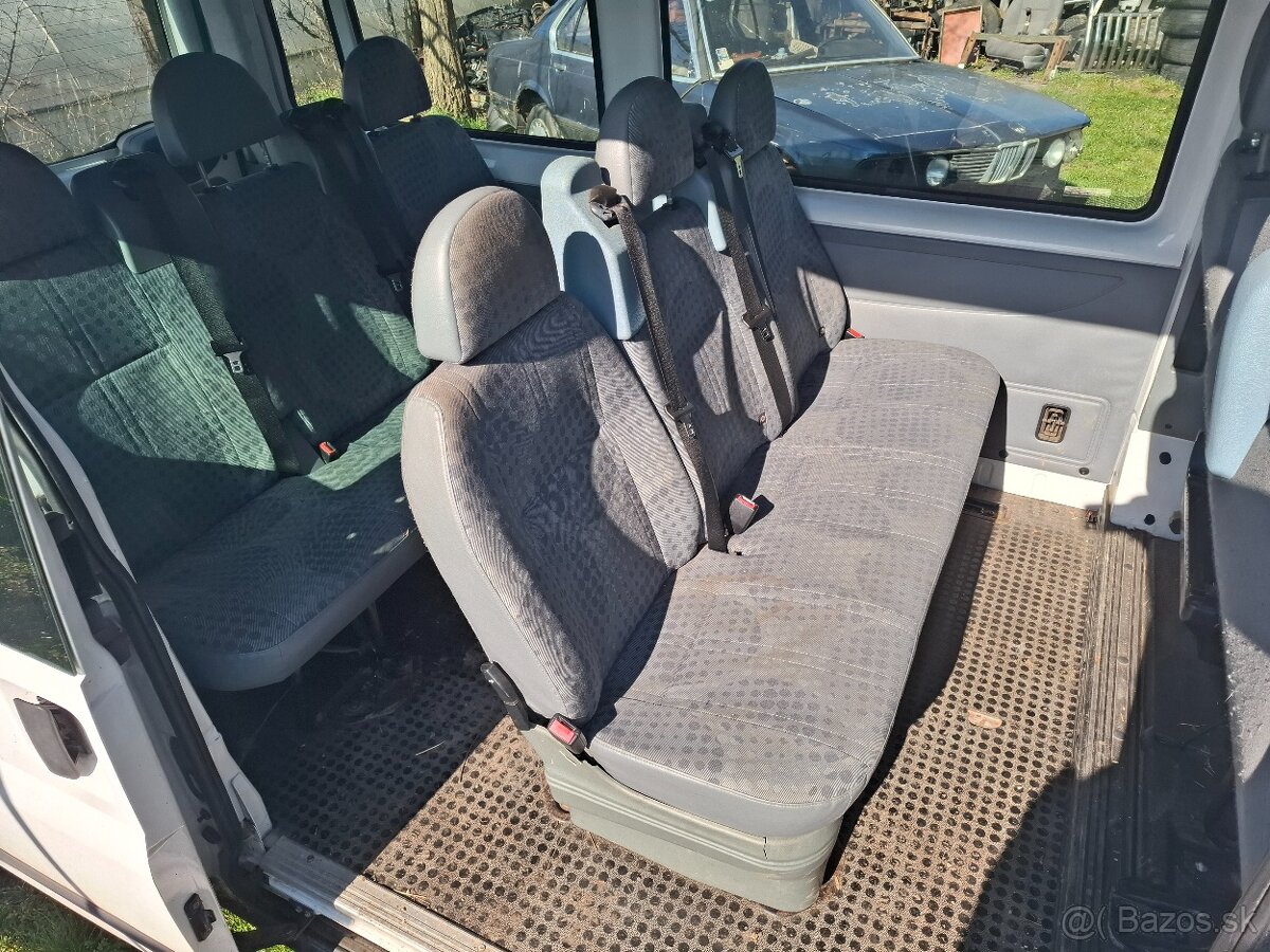 Ford transit 2,2 tdci 9miestny - 12