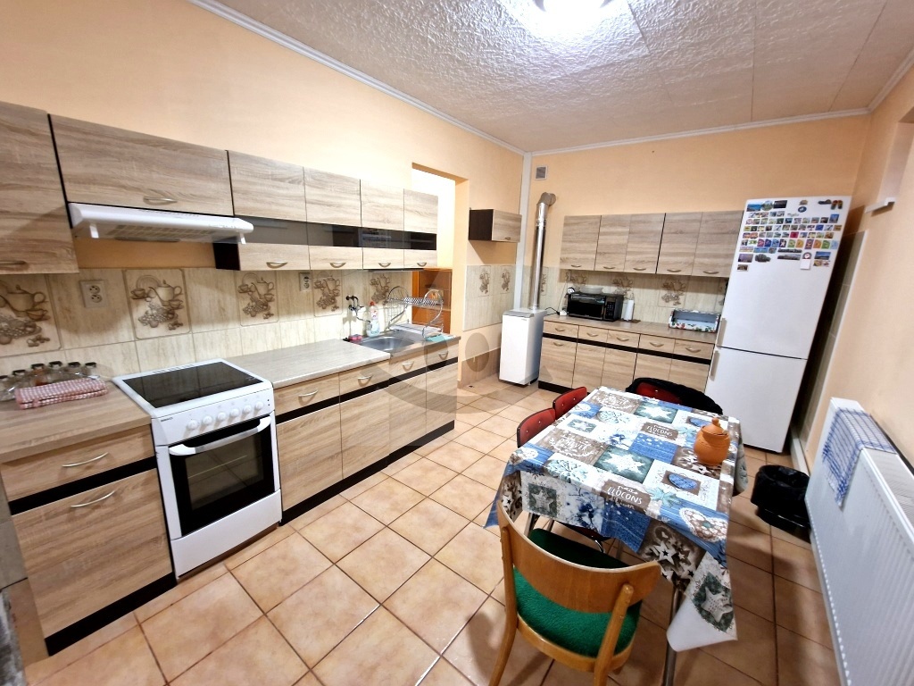 Exkluzívne Rekonštruovaný rodinný dom v blízkosti centra - 12