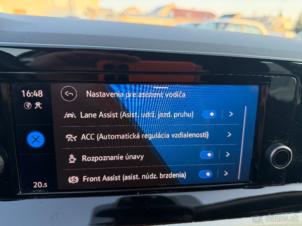 Volkswagen Golf Variant 2.0TDI LIFE - 12