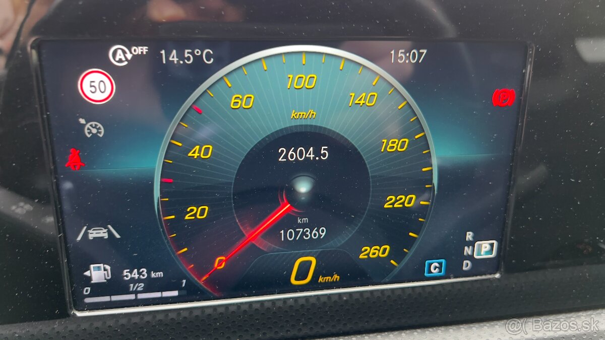 Mercedes-Benz W177 A180 AT7 - 12