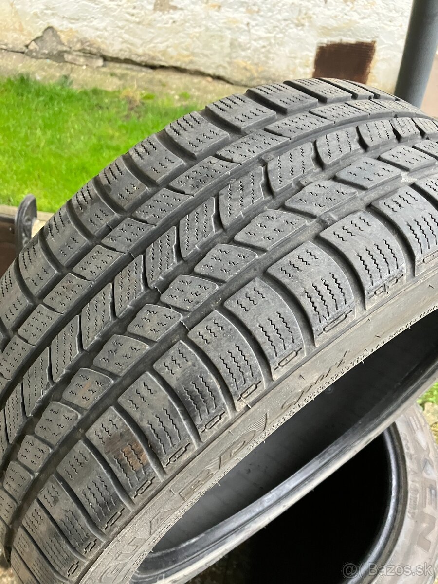 Zimné pneumatiky 225/45 R17 - 12