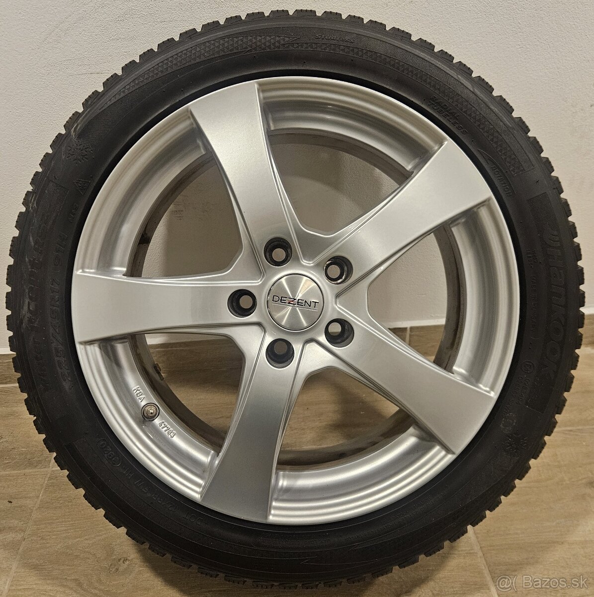 Atraktívna zimná sada Dezent - 5x112 r17 + 225/45 r17 - 12
