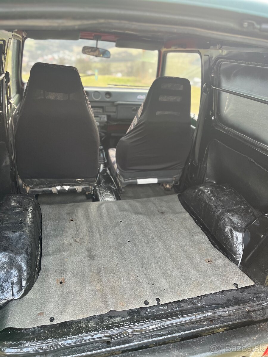 Suzuki Samurai 1.0 SJ410 - 12