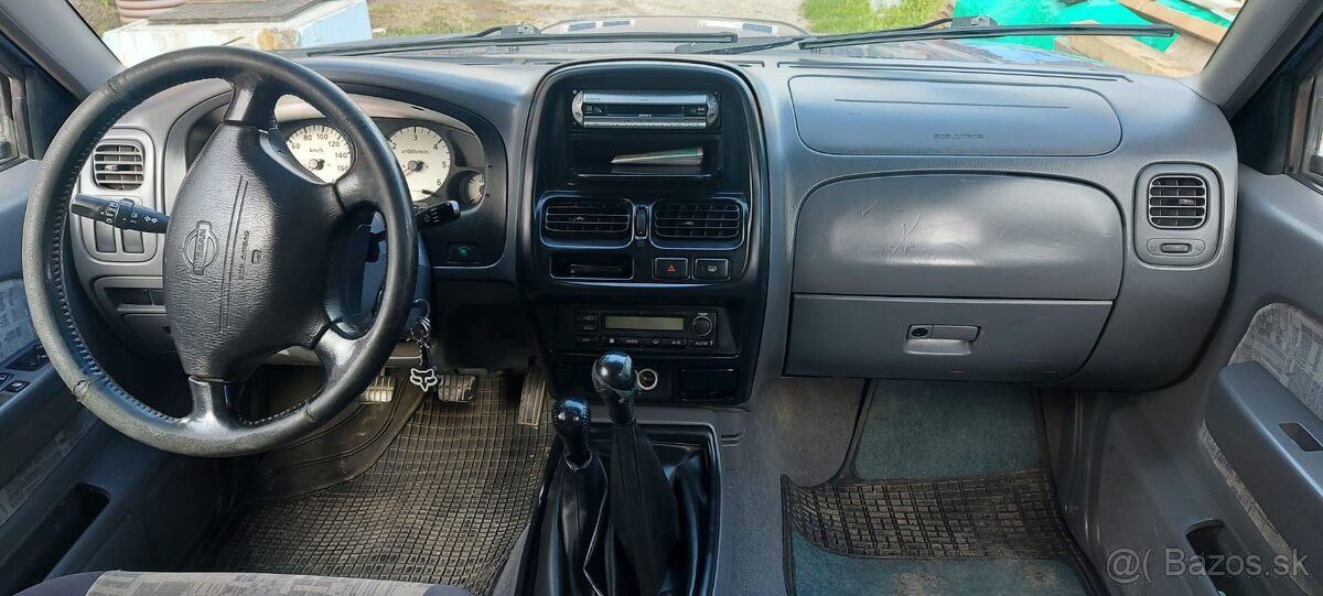 Nissan Navara D22 - 12