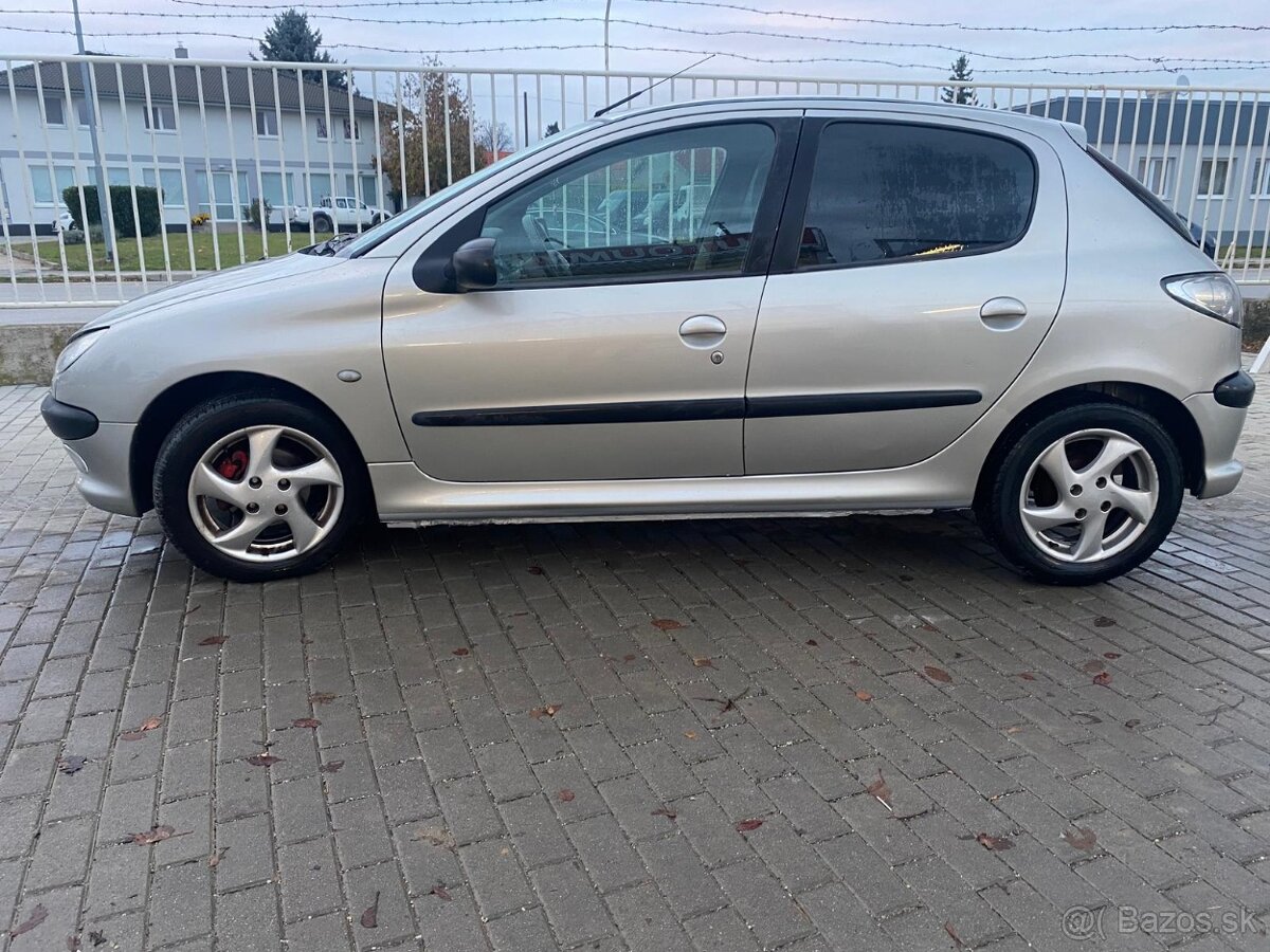 Peugeot 206 1.4 HDI 50 kw 2004 - 12