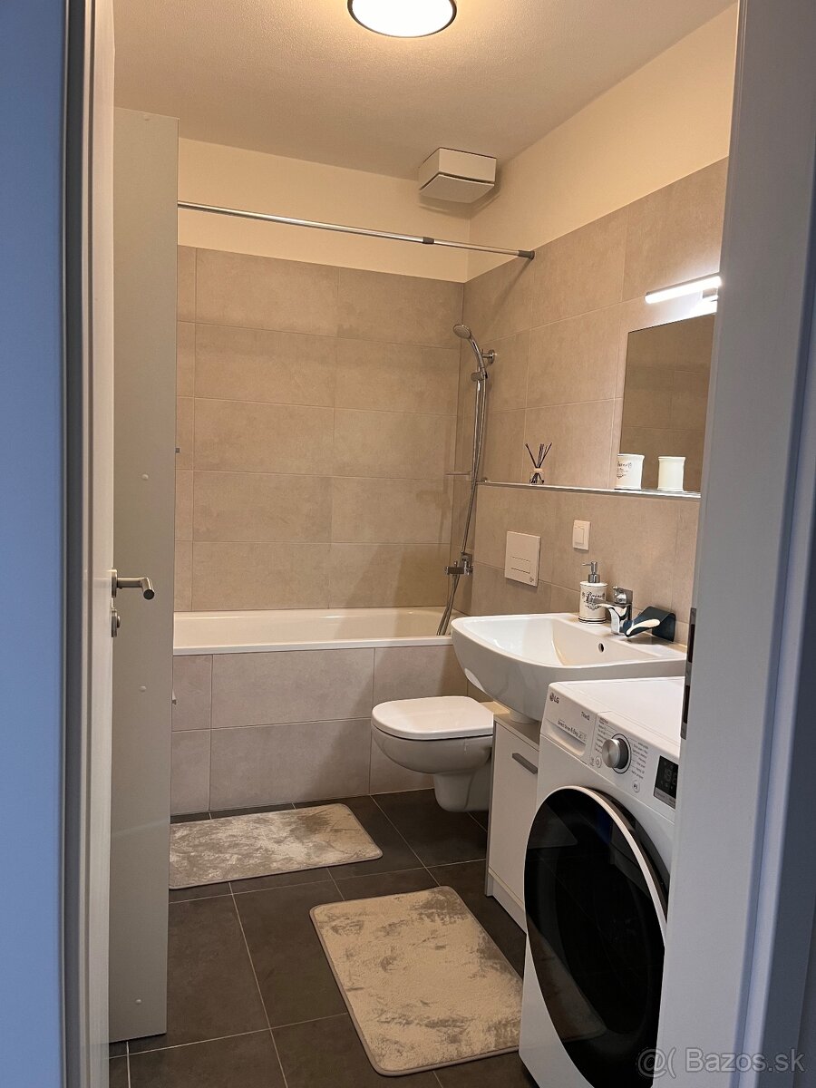2-izbový byt v centre mesta - 12
